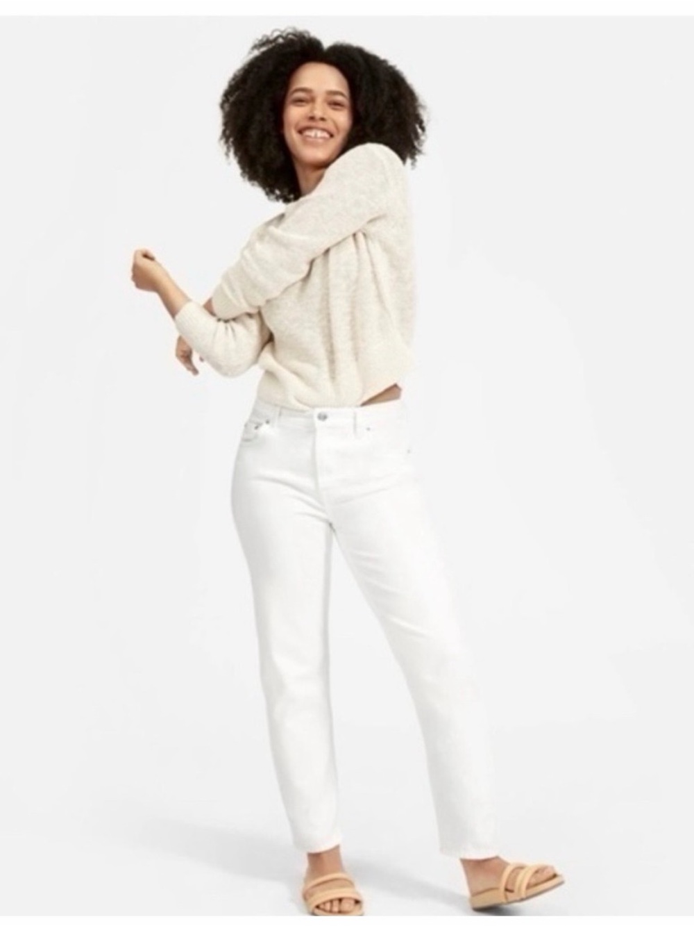 Everlane Cheeky Jean Women's Straight Leg button fly White
Everlane Size: 26